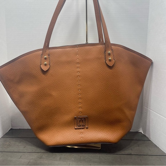 Liz Claiborne Handbags - Liz Claiborne Marina Tote Bag Maple Large Purse . Pre-owned. See pictures.